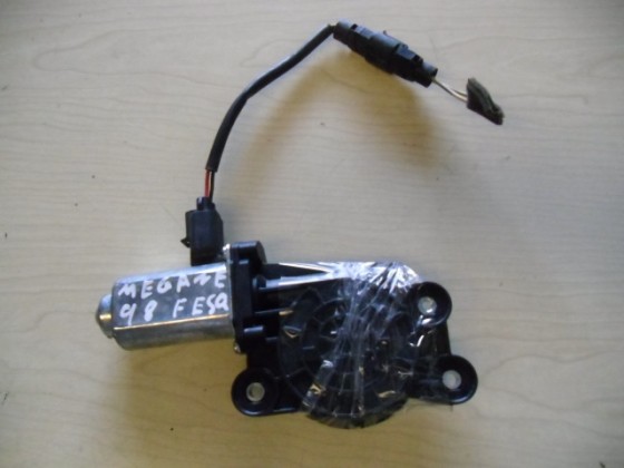Motor Elevador Frente Esquerdo Renault Megane 1999 mev271